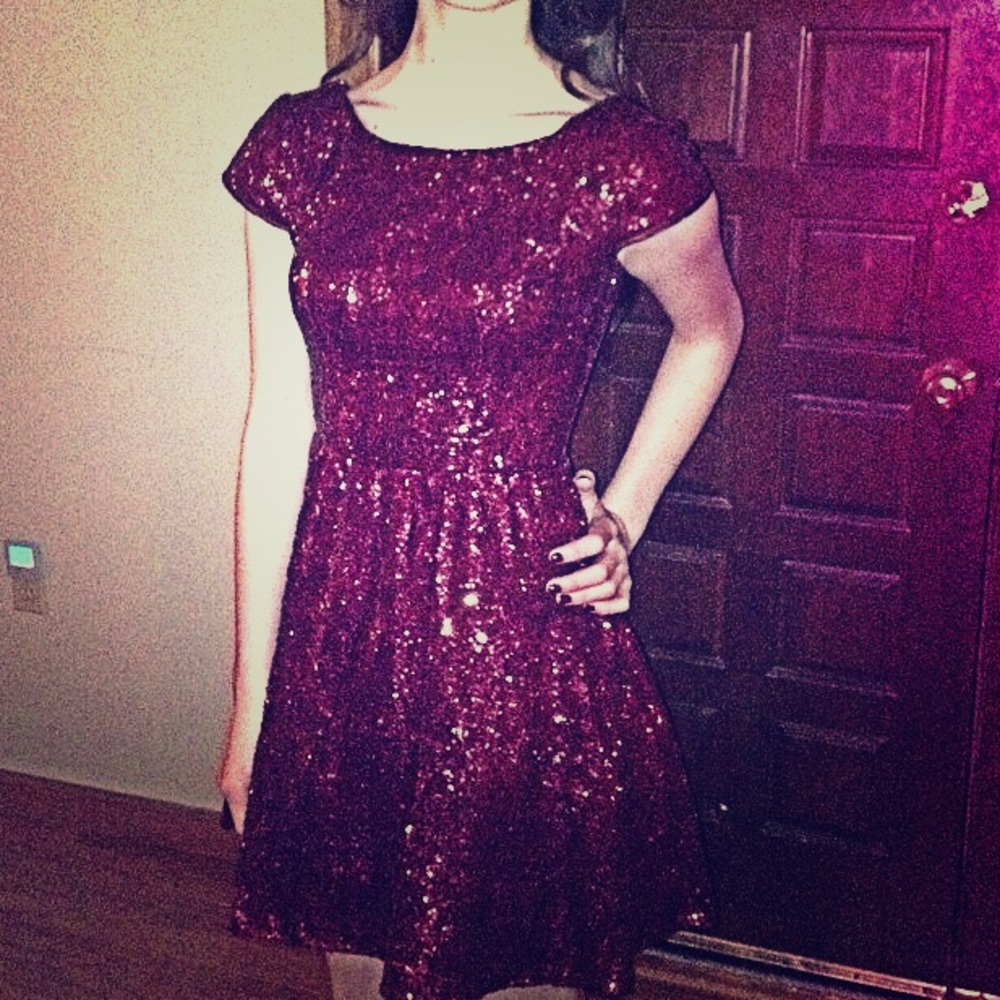 BEAUTIFUL Sequin dress